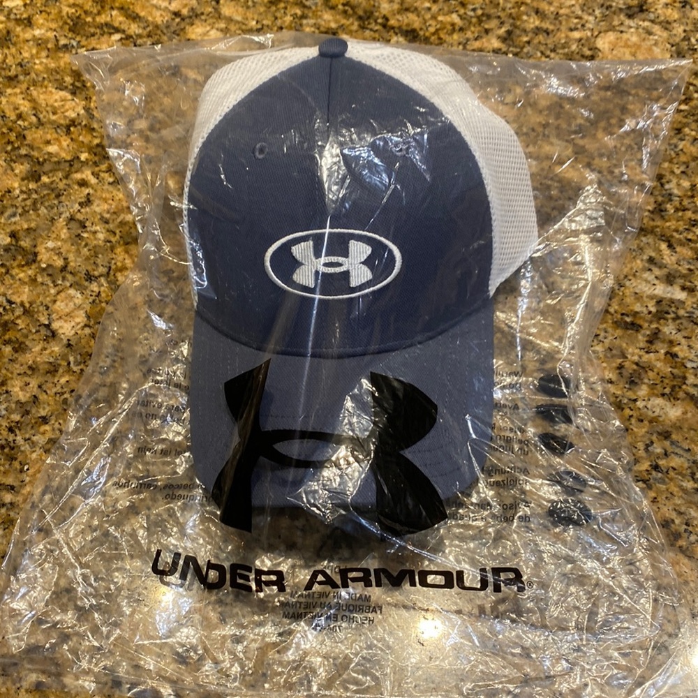 Under Armour baseball cap